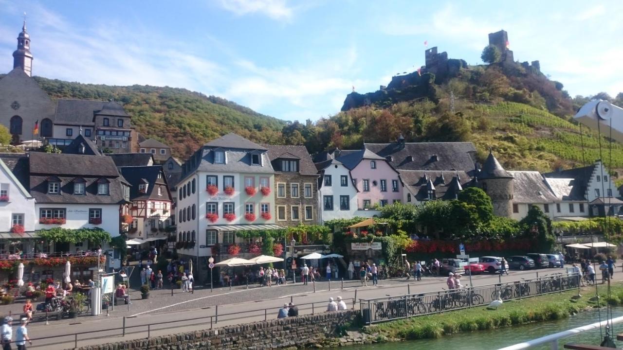 Ferienwohnungen Am Bruttiger Moselsteig Экстерьер фото